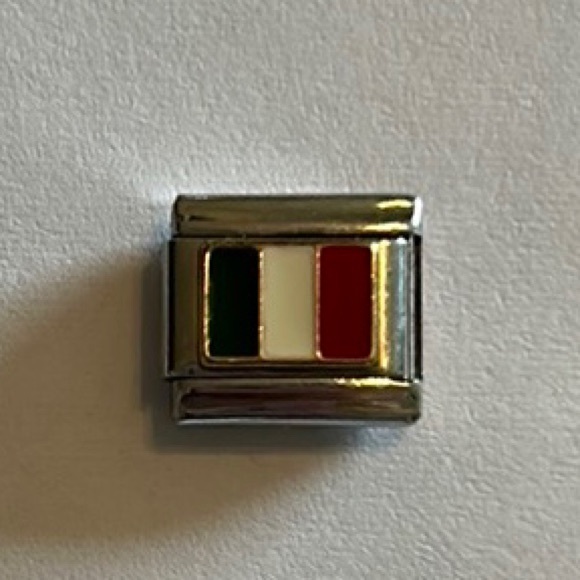 ZOPPINI (nomination) 2/$25 ITALIAN FLAG bracelet link - Picture 2 of 7